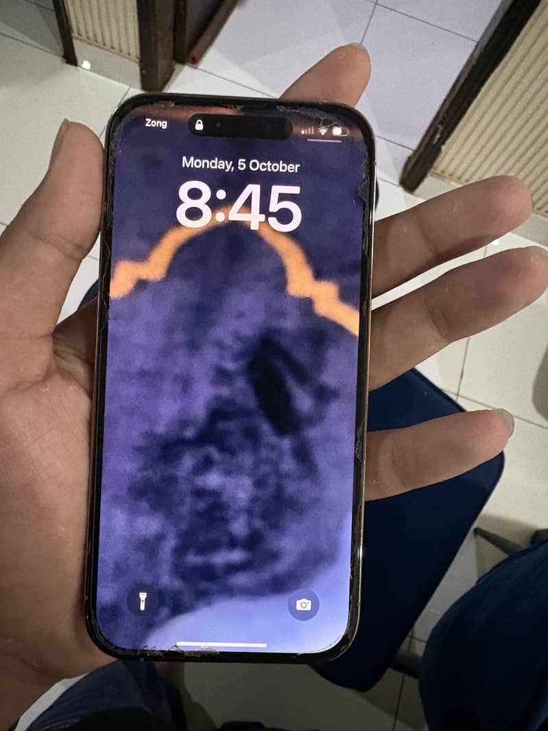 Apple iPhone 14 Pro 3