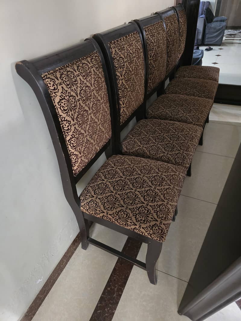 Dinning table &Chairs 1