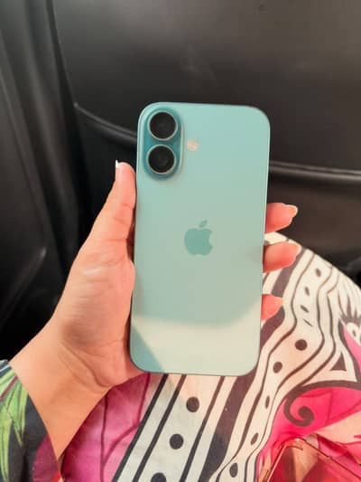 Apple iPhone 16