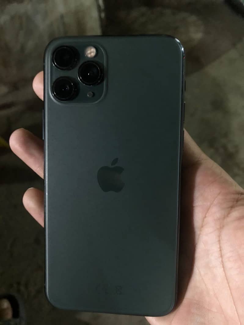 Apple iPhone 11 Pro 7