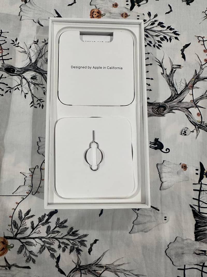 Apple iPhone 13 7