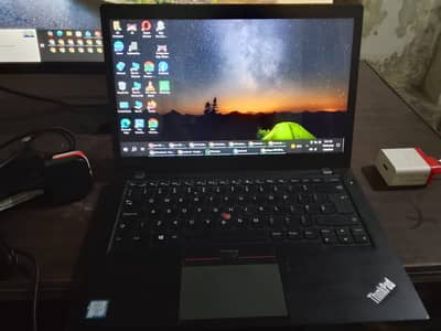 Laptop for sale 10/10 condion