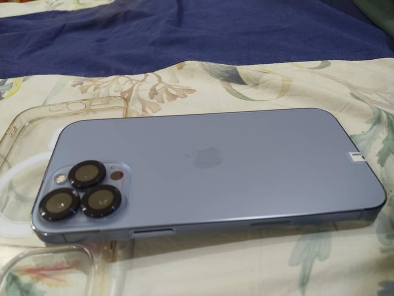 Apple iPhone 13 Pro Max 13