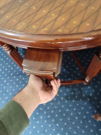 Wooden Round Table/ Dinning / Study / chess table