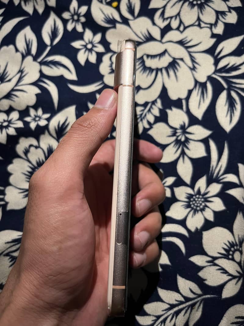Google Pixel 8 1