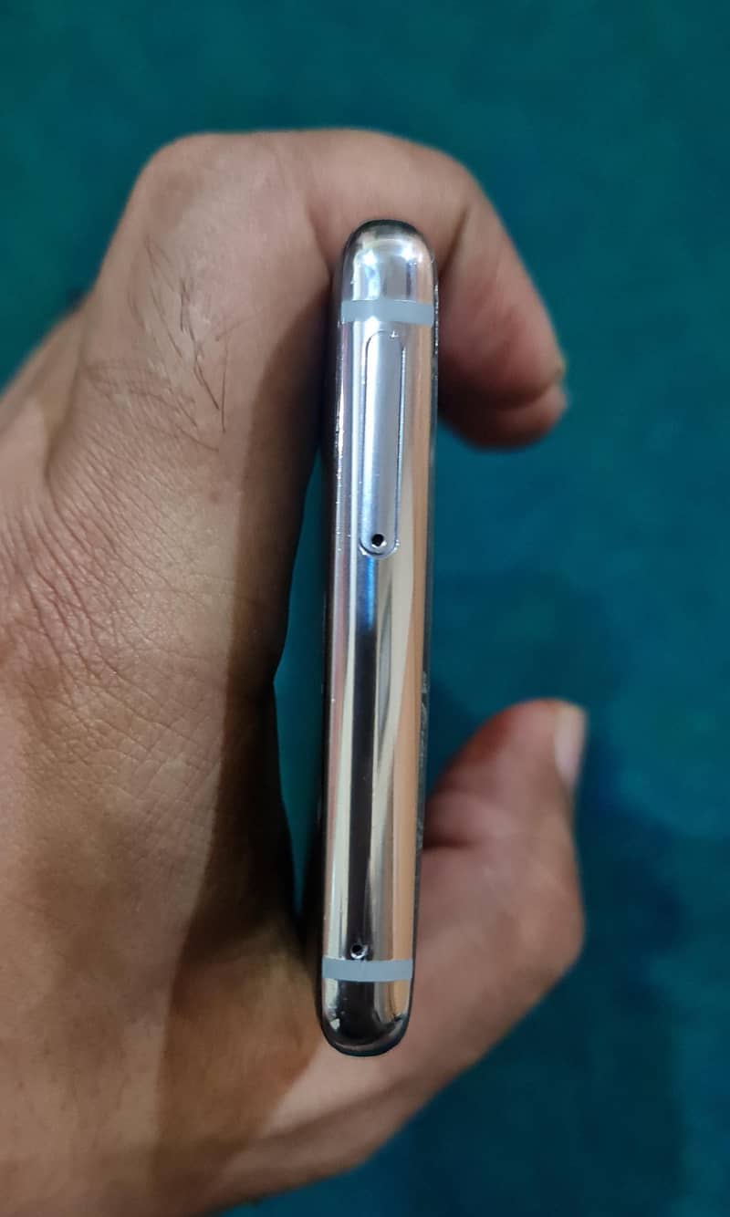 Samsung Mobile Note 8 5