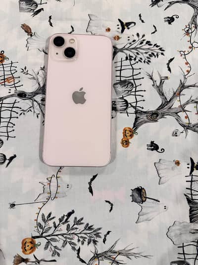 Apple iPhone 13