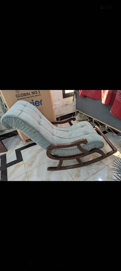 like brand new rocking chair