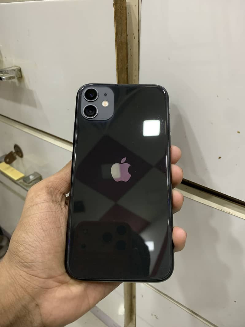 Apple iPhone 11 3