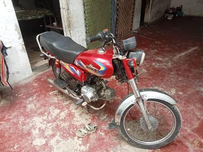 unique 70cc 2021 10/9 condition  call 0312-25-69-779