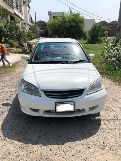 Honda Civic Oriel 2004