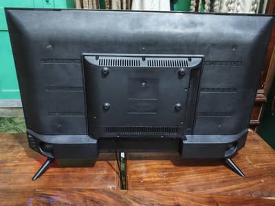Samsung LCD TV For sale