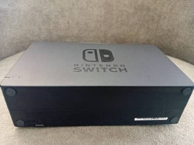 Official Nitendi Switch Dock >UNUSED PRESTINE CONDITION