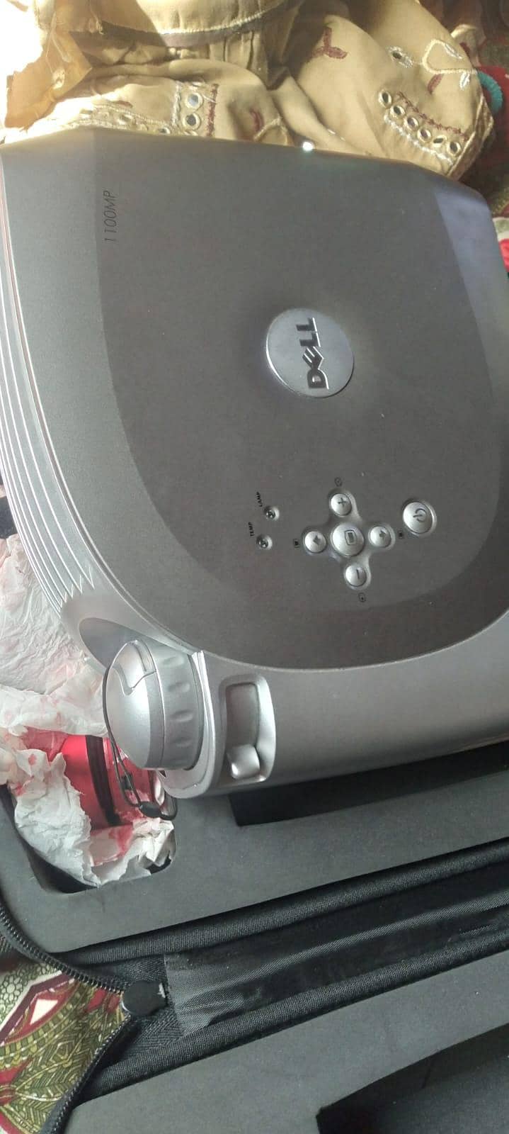 Dell 1100MP projector 1