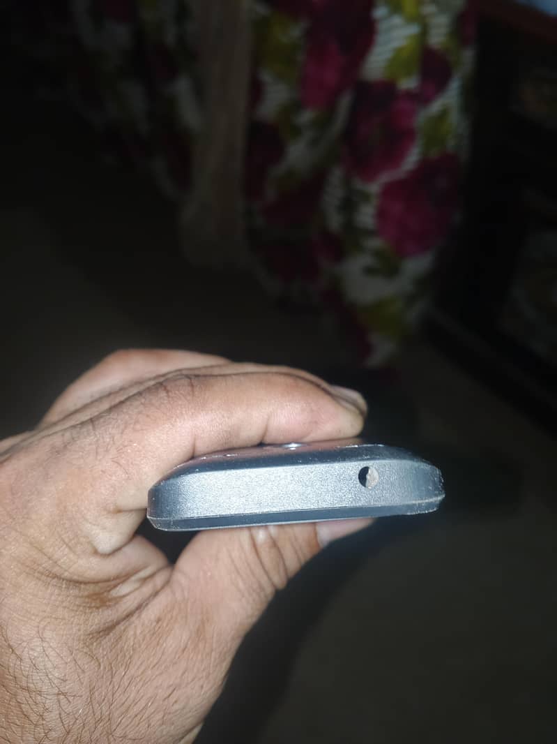 Nokia 230 old 2016 4