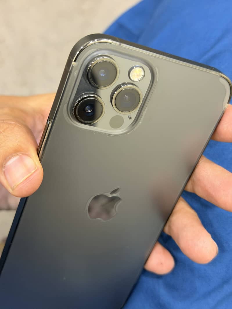Apple iPhone 12 Pro 0