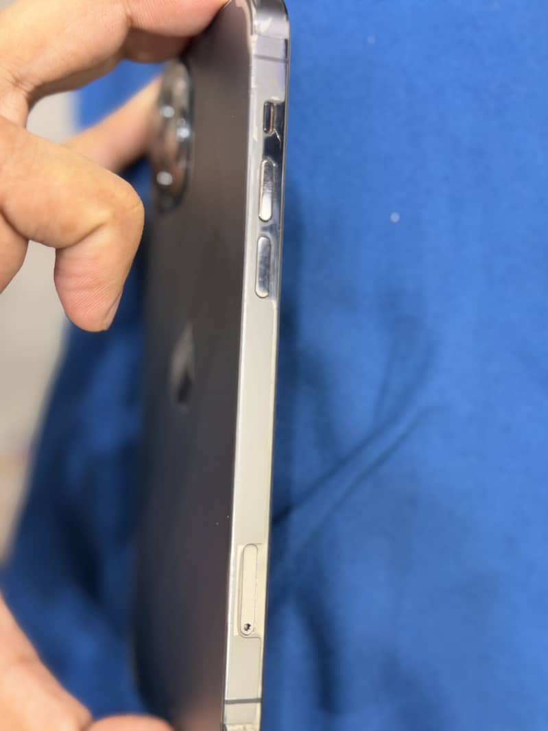 Apple iPhone 12 Pro 3