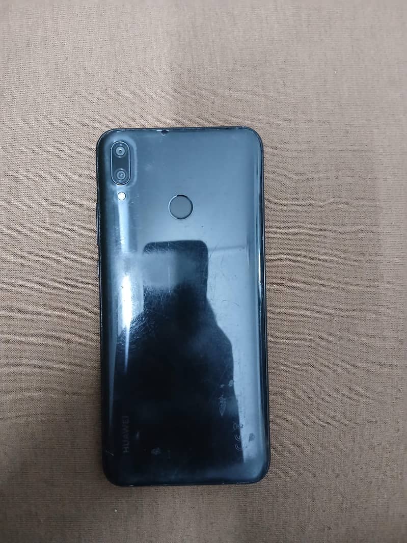 Huawei Y9 0