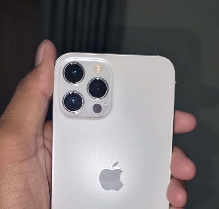 Apple iPhone 12 Pro Max 0