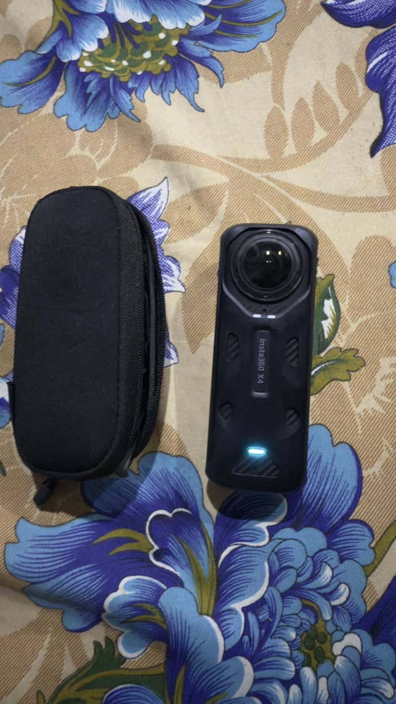 Insta360 2