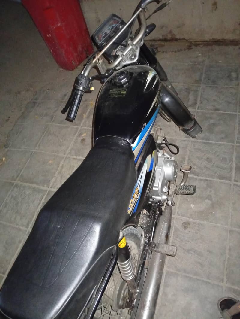 Unique CD 70 – 2019 Model | Well Maintained 2