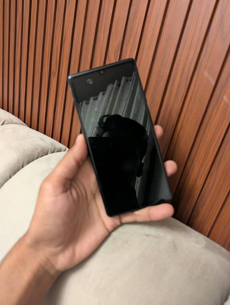 Google Pixel 6a 5