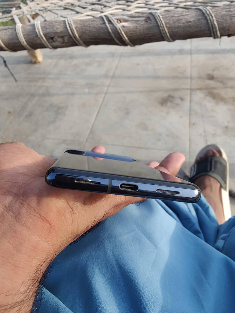 Google Pixel 7 Pro 6