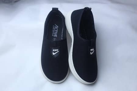 Black Casual Shoes Comfortable & Stylish Men & Women cash on delivery