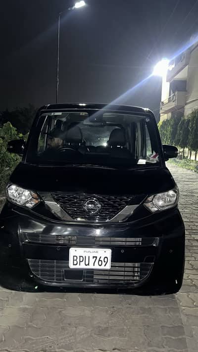 Nissan Roox 2020