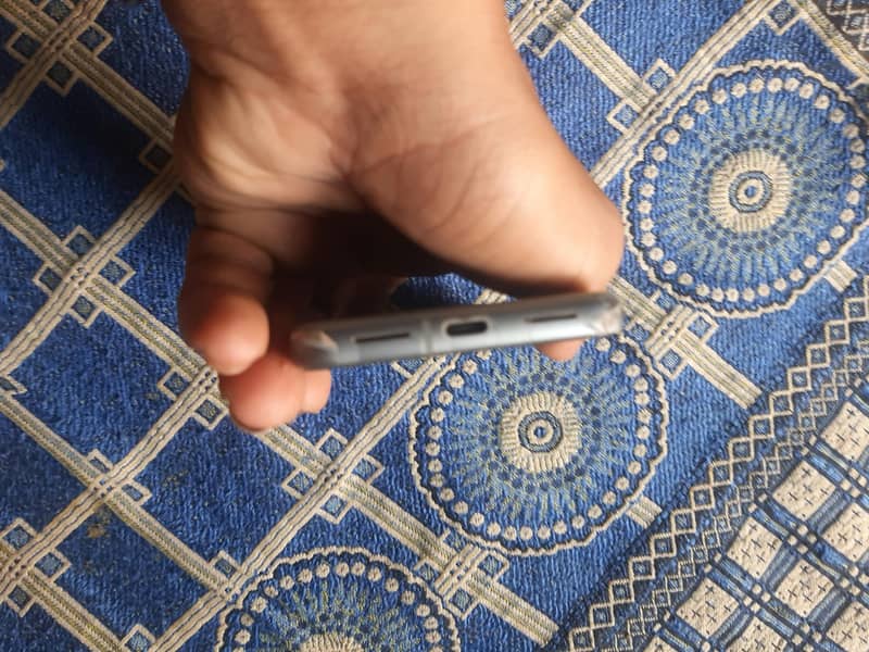 Google Pixel 8 3