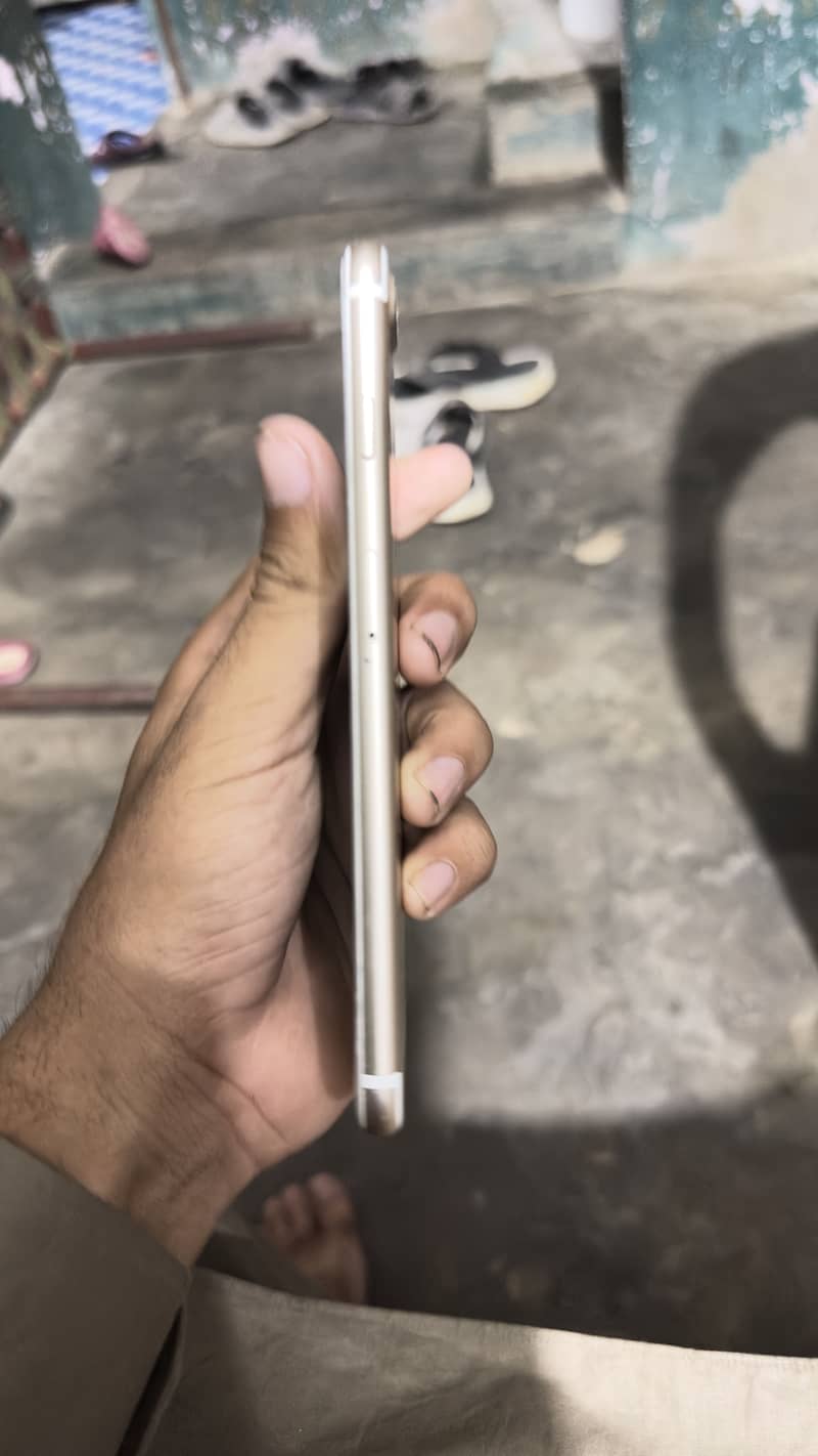 Apple iPhone 7 Plus Exchange possible 5