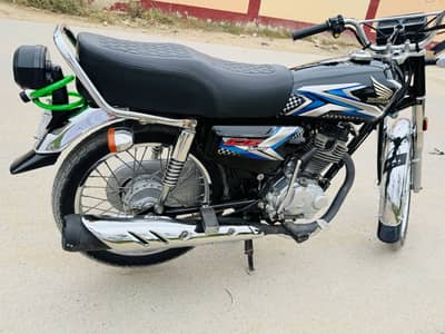 Honda Cg 125 black karachi Number