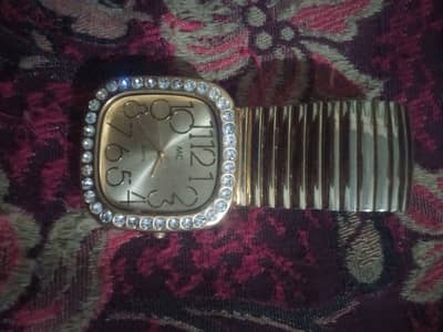 QUARTZ SMART WATCH