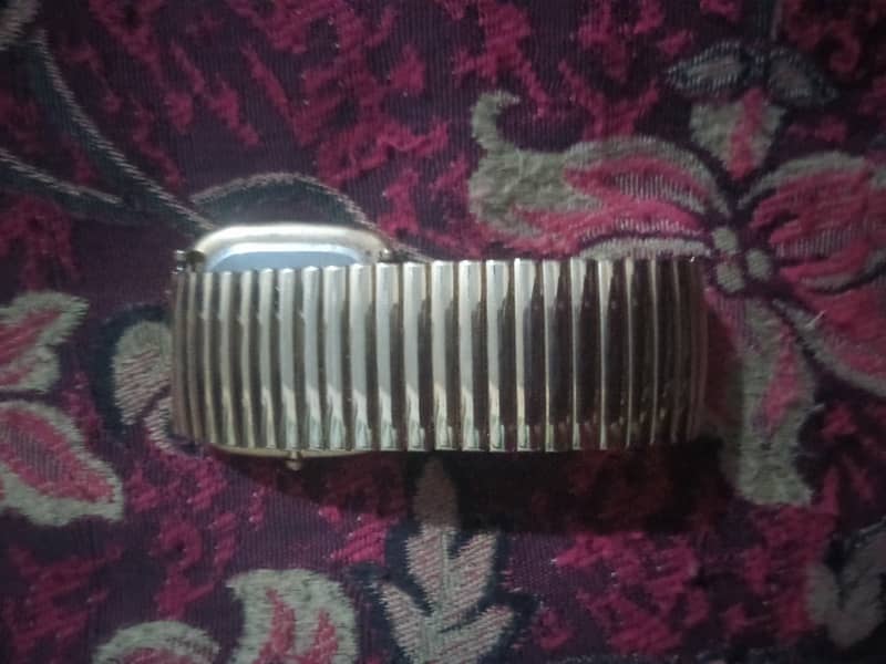 QUARTZ SMART WATCH 4