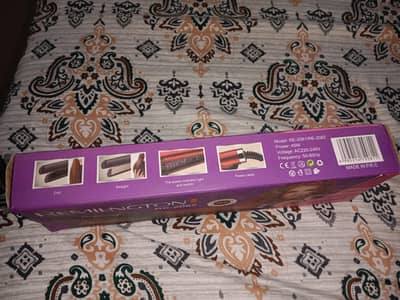 straightener New condition. Remington RE-2081 completely ok
