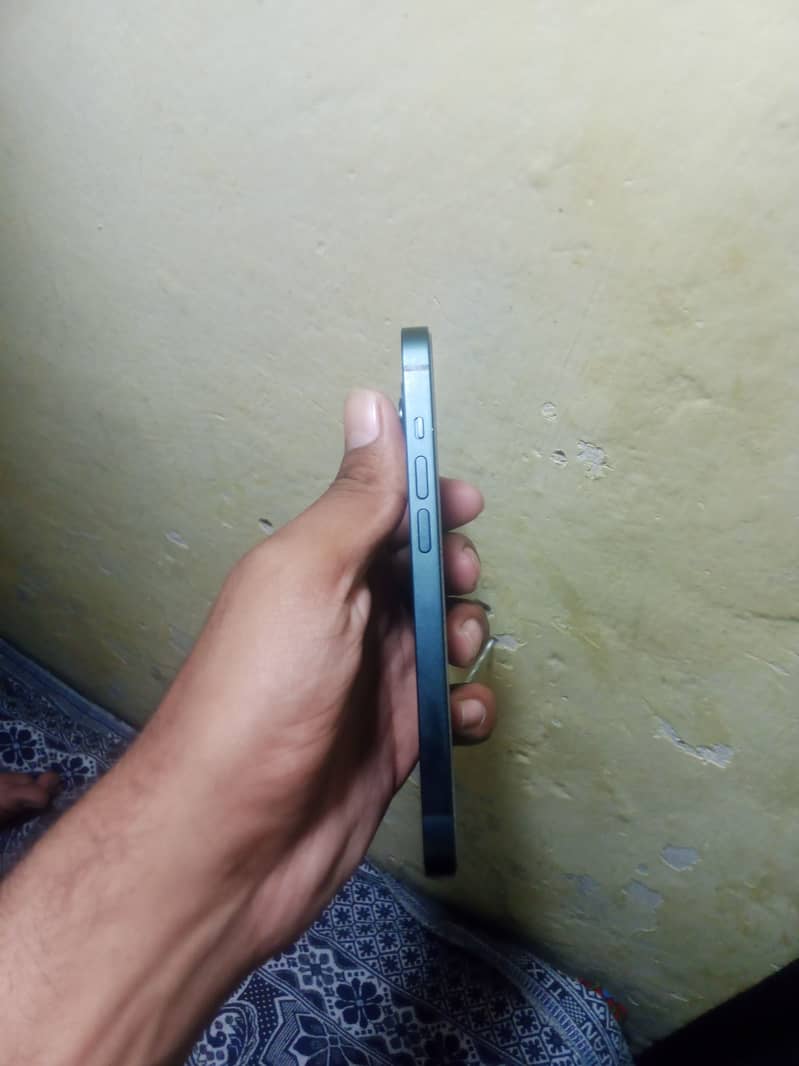 Apple iPhone 14 2