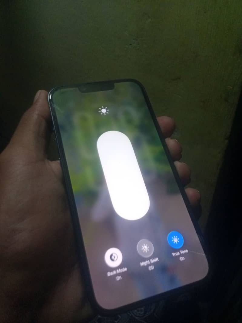 Apple iPhone 14 4