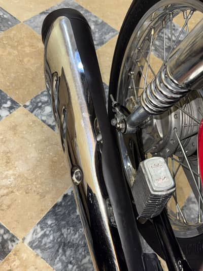 Urgent for sale demand 2 lac honda 125 model 2023