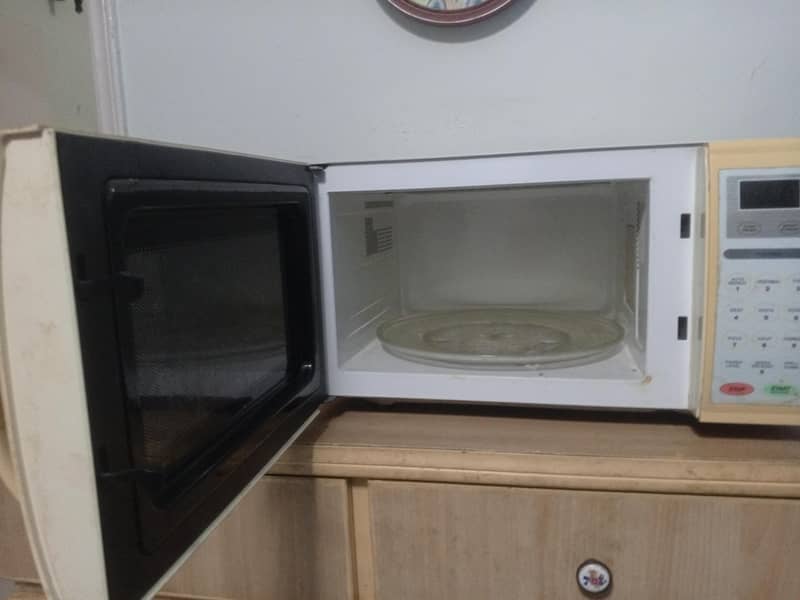 used microwave 1