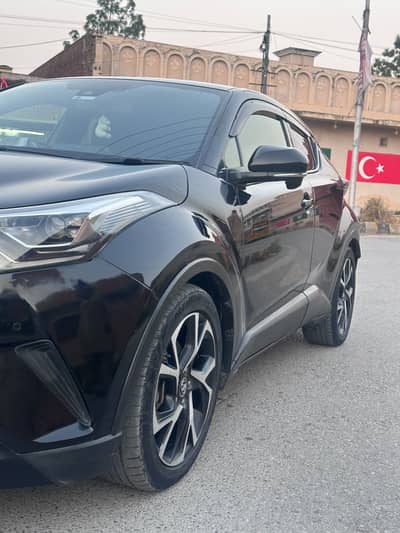 Toyota C-HR 2017