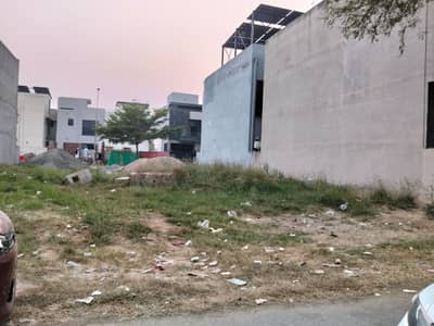 9 Town Corner Plot Facing Main Park Block B