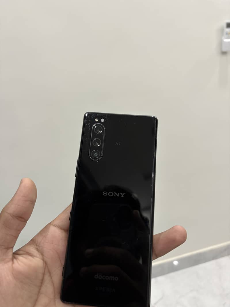 Sony 5 1