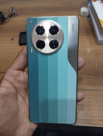 Tecno CAMON 30 8/256