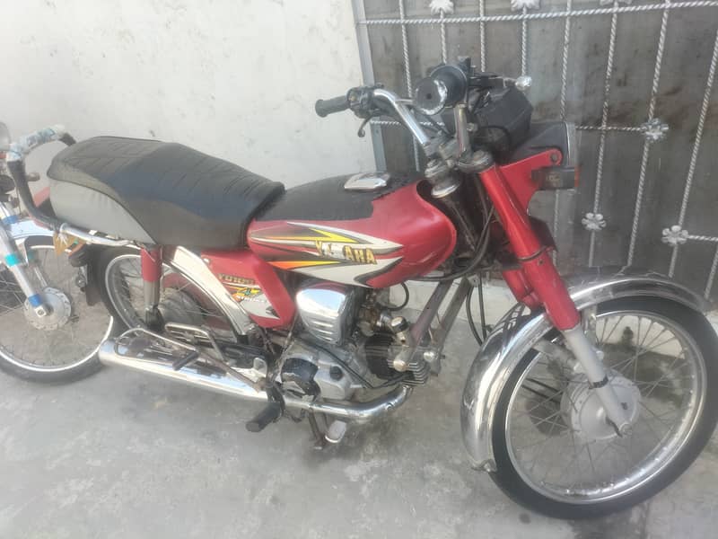 Yamaha 1