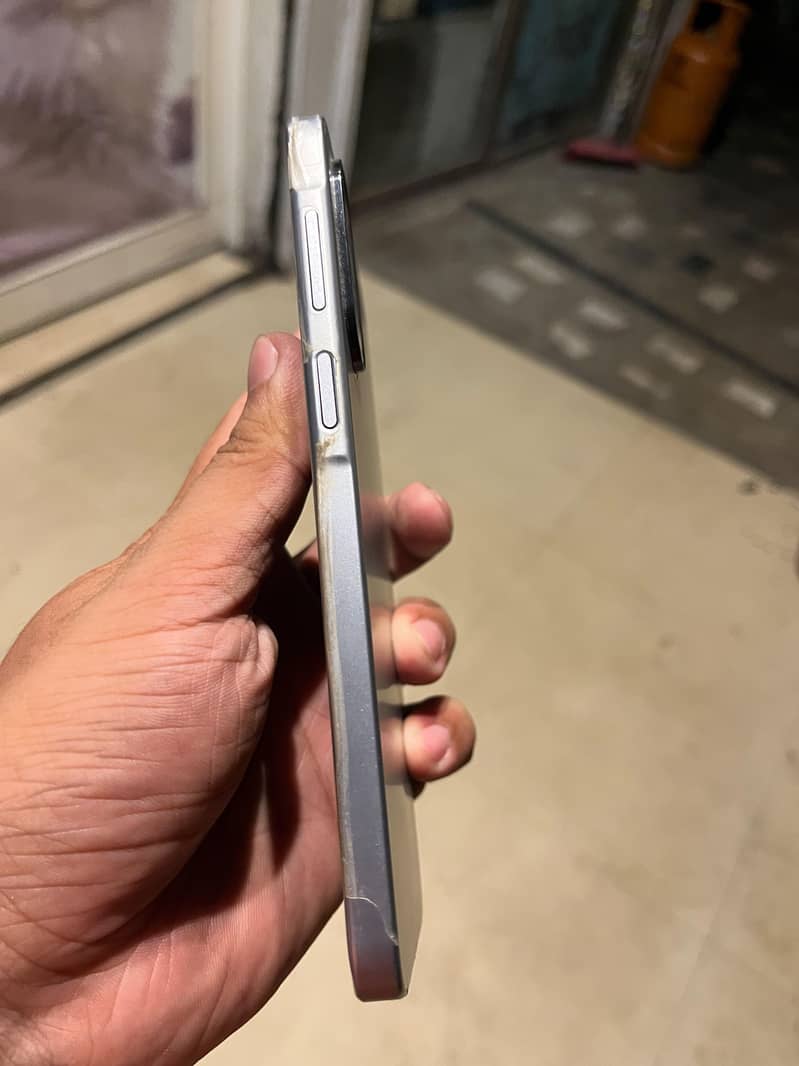 Samsung A17 2