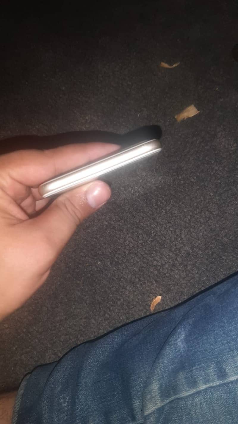 Apple iPhone 7 Plus 4