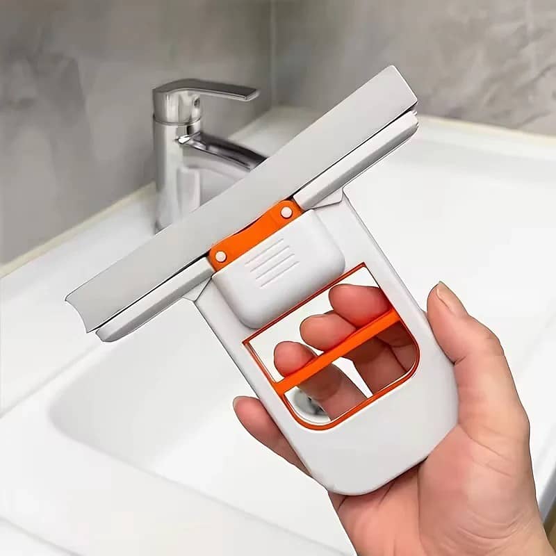 Multi-Functional Mini  Hand-Handled Squeeze Mop 2