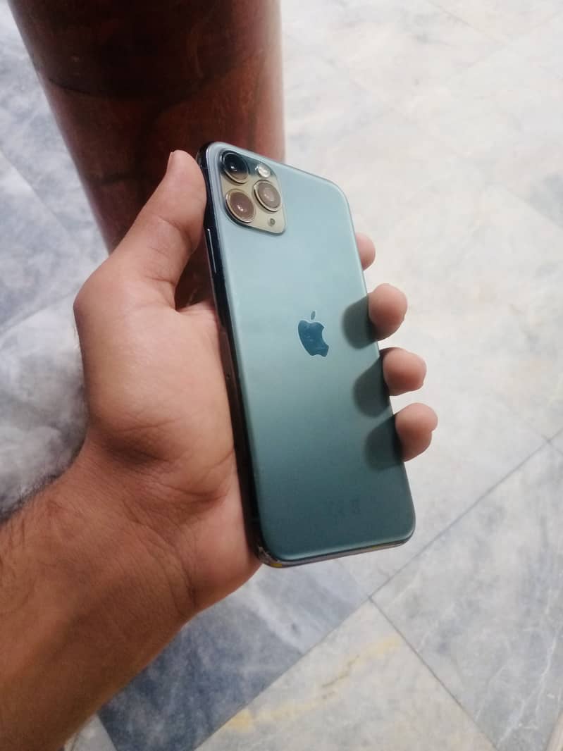 Apple iPhone 11 Pro 0