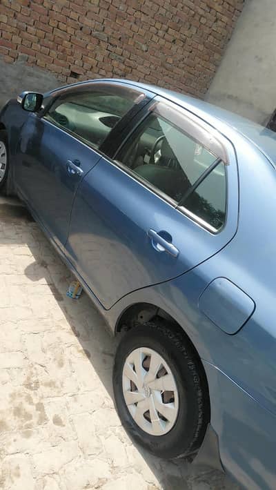 Toyota Belta 2013