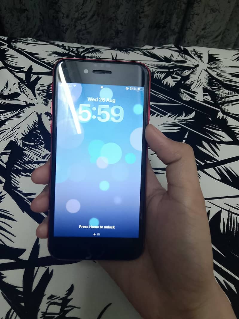 Apple iPhone SE 0